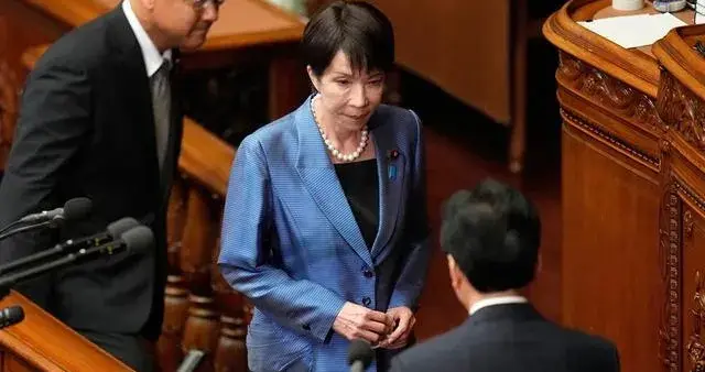 日本政坛大地震！高市早苗疯狂赌局彻底崩盘，牢狱之灾只是开始