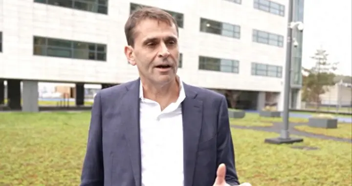 ASML再放狠话：等中国造出先进光刻机，他们可能会反过来压制我们