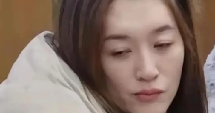 世上没有后悔药！两次怀孕换不来名分的李小冉，已然走上另一条路