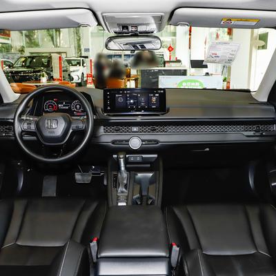 汽车零部件：开车时手持手机导航不仅违反交