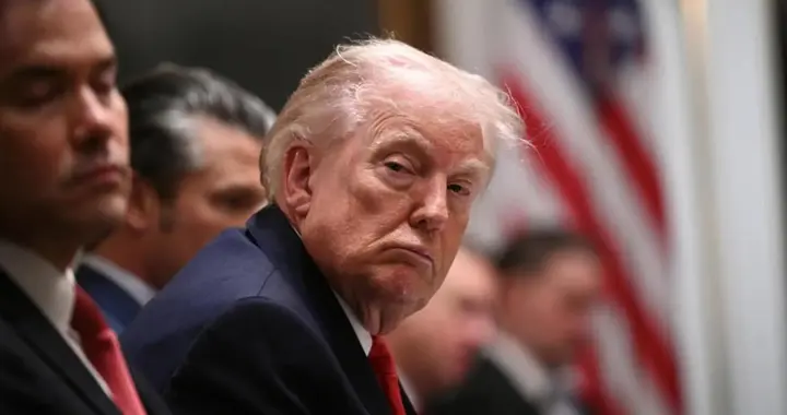 4枪已开打，特朗普收割中国资产，还逼中方交出武器，俄点头谈判