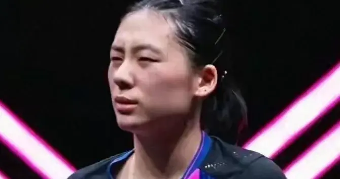 决赛连丢两分！亚锦赛女团决赛陈熠引发争议，国乒重用王励勤背锅