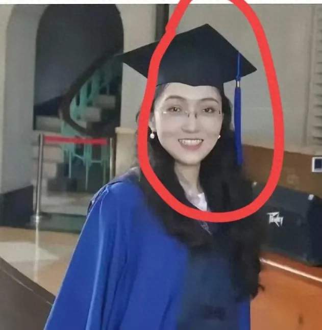 武大杨景媛：“学弟我不会放过你，你看学姐牛逼不？喋喋喋！”