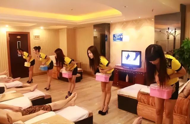 如何判断街边足疗店、洗浴店正不正规？网友评论：很真实