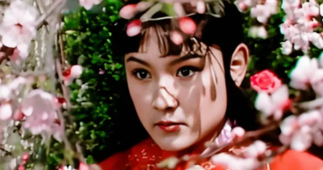 林黛玉和宝玉前世是什么关系？天人之恋：竟演绎了一幅伏羲女娲图