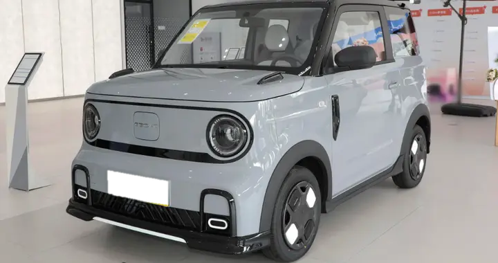 静态体验25款吉利银河熊猫：可爱的外表下，实用性挺强