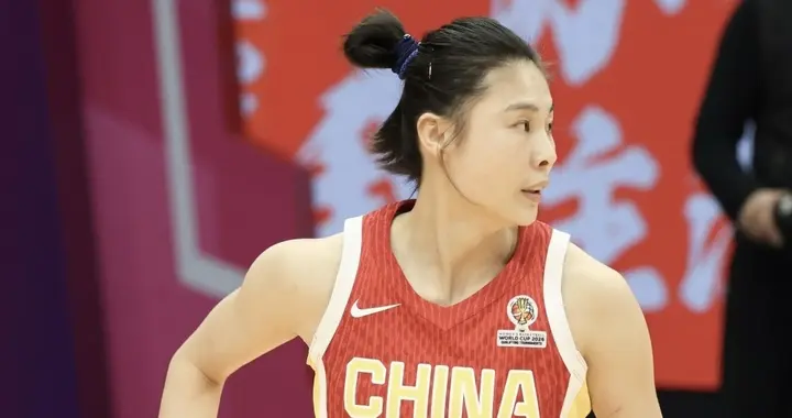 说句实在话，无论女篮如何更新换代，2028年奥运会还缺不了王思雨