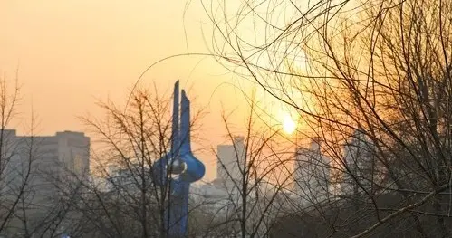 山东济南暖到16℃！气温过山车16日直降8℃