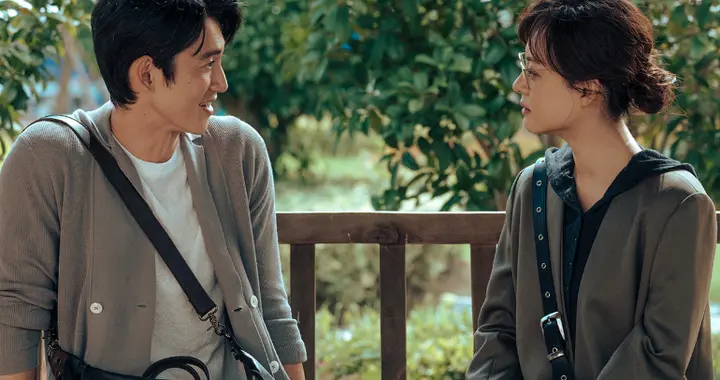 《危险关系》：1顿饭3个不礼貌的举动撕开罗梁真面目，颜聆太傻了