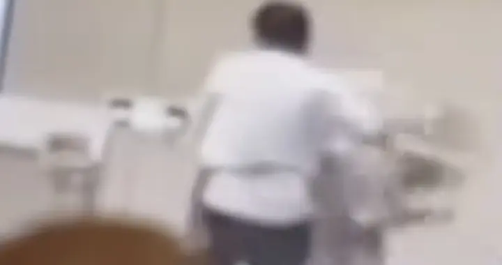 小孩被火锅烫伤后续！家长全程放养，甩锅店铺全责，双方协商无果