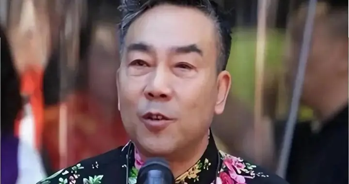杨议真实资产曝光，早已备好退路，难怪敢让小三同住