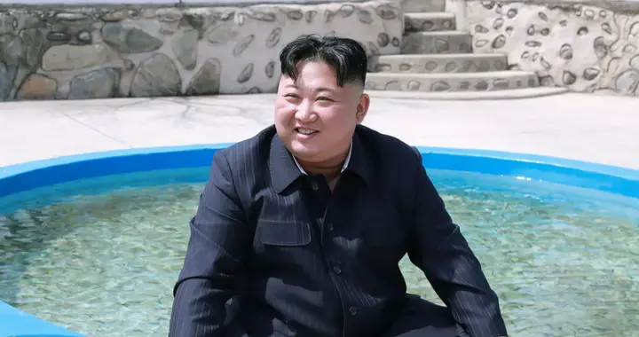 金正恩盼来特殊请柬，借访华打的“翻身仗”，终于迈出关键一步