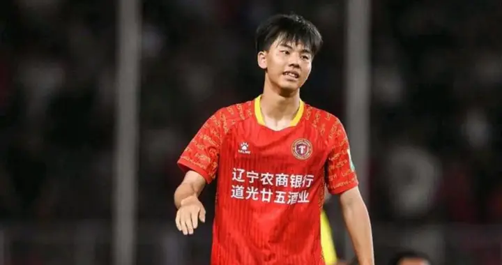 英超球星即将诞生，张家鸣留洋英超伯恩利，能否一战成名？