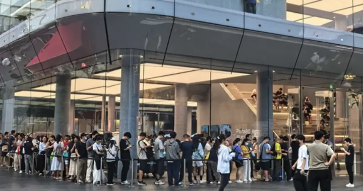 华为Mate XTs维修价格首爆，这价格把网友看傻了！