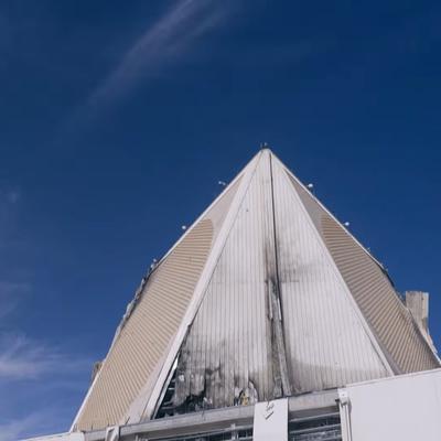 剑锋至上：卡塔尔自己公开的被伊朗炸烂的美