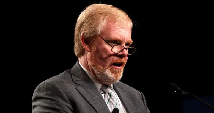 震动！美驻南非大使言论翻车遭召见 紧急道歉能否平息风波？