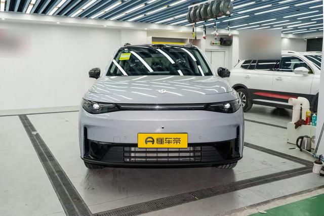 2026款零跑C16将于6月18日正式上市，预售16.98万元起！