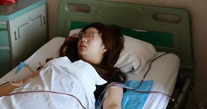 女子因心梗猝死，医生：很多人炒菜爱放的这3种调料，容易堵血管