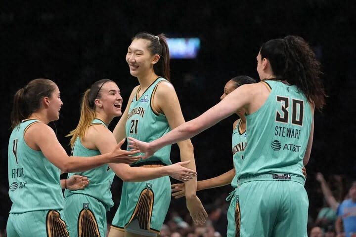 中国球员韩旭，WNBA亚洲第一