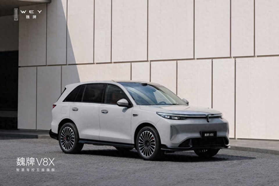 魏牌V8X双版本上市：22.68万元起，800V+6C超充、1659公里续航