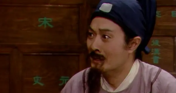 贾雨村是忘恩负义的小人吗？