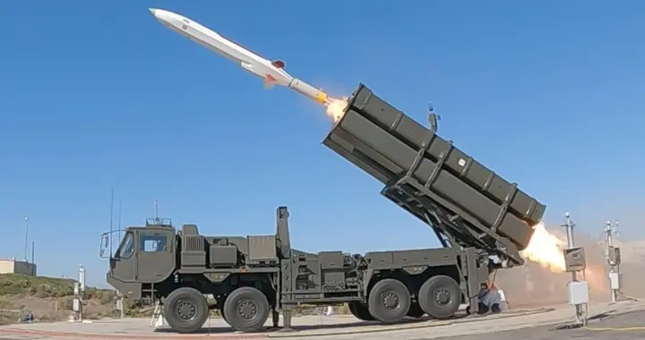 高市早苗马上要按耐不住，“自卫队”变回“日军”的机会就在眼前