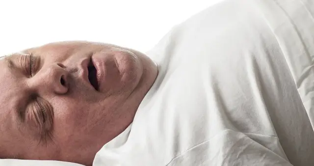 别羡慕 “秒睡”！医生戳破真相：倒头就睡可能是身体在求救