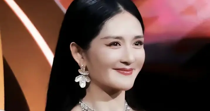 谢娜凌晨怒怼薛之谦，张杰多年委屈该有个说法了！