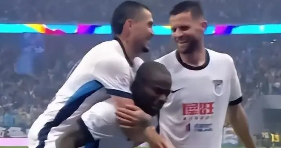 随着大连英博3-1！产生三大不争事实！不是斯坦丘 最大功臣是他！