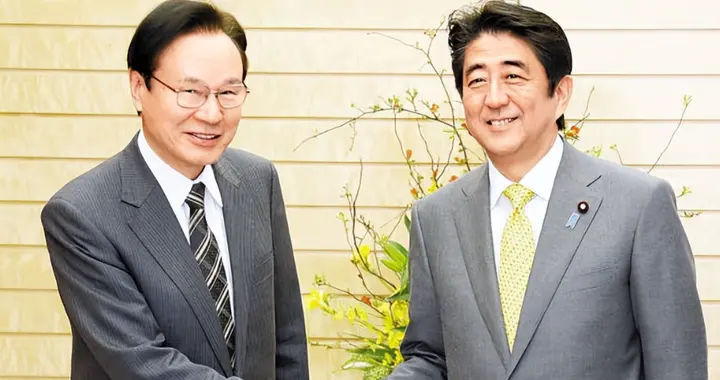 2：2局面出现，日本右翼竟然断定：中国迟早会放高市早苗一马！
