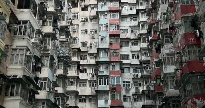 繁华世贸中心背后，香港人为什么越来越羡慕大陆住房？