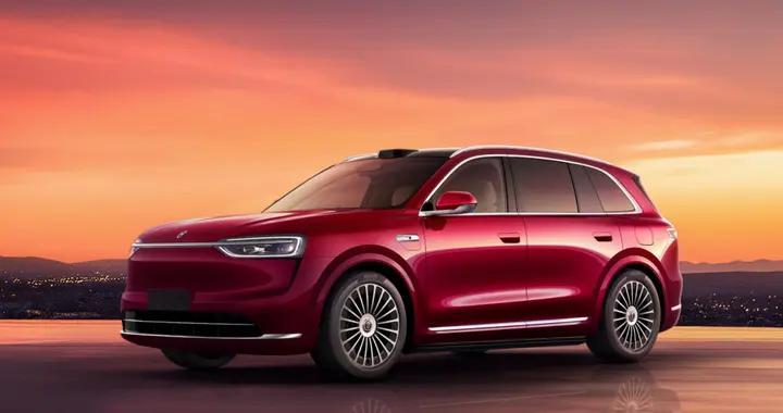 年味里的问界M7：空间大口碑好，新春家庭出行的价值之选