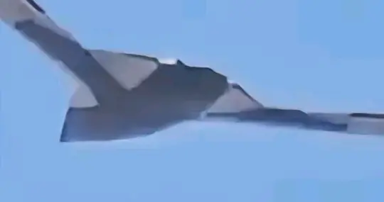 全球局势动荡，轰-20隐身战略轰炸机，歼-36隐身战斗机，横空出世