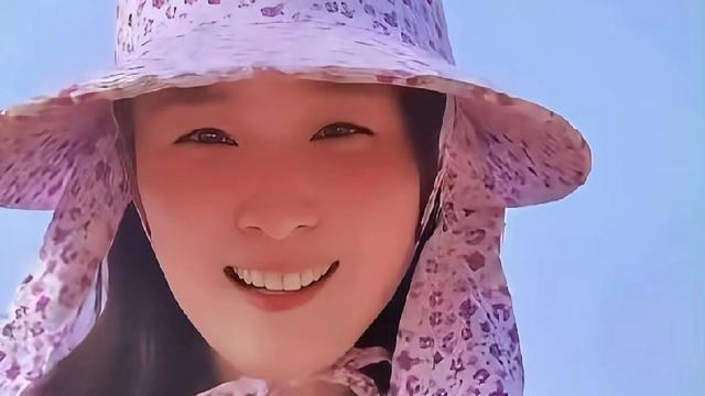 星晨大海悅：瑾汐在直播间回复网友说，我私