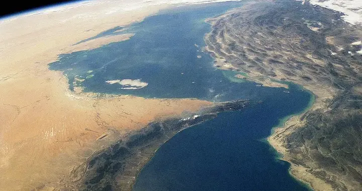 即将迎来的霍尔木兹争夺战