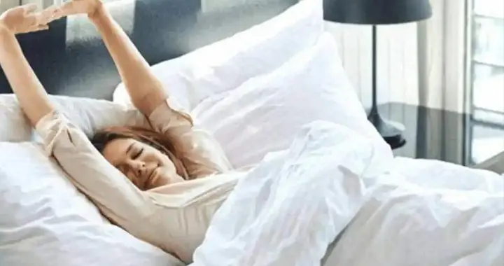 医生提醒：过了64岁的人，宁愿每天睡懒觉，不要随便早起做这些事