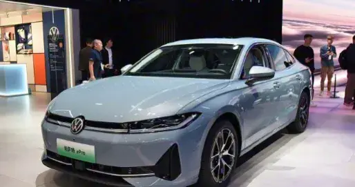 续航1300km纯电150km+，这次帕萨特插混，终于不再是应付新能源了