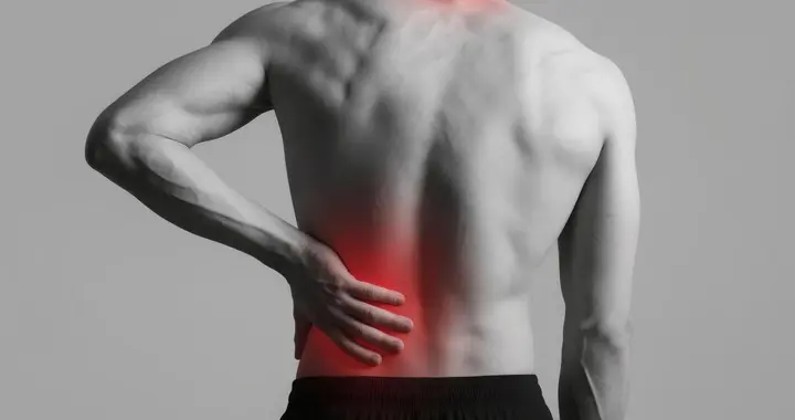 健身“弄伤腰”，腰突能自愈吗