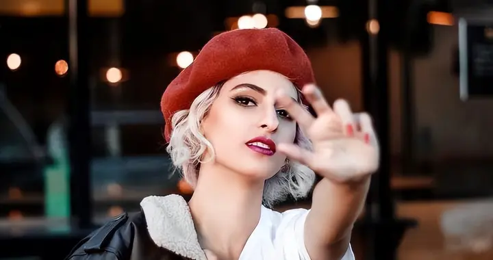 中年女人，越爱炫耀这4样东西，说明层次越低，别不信