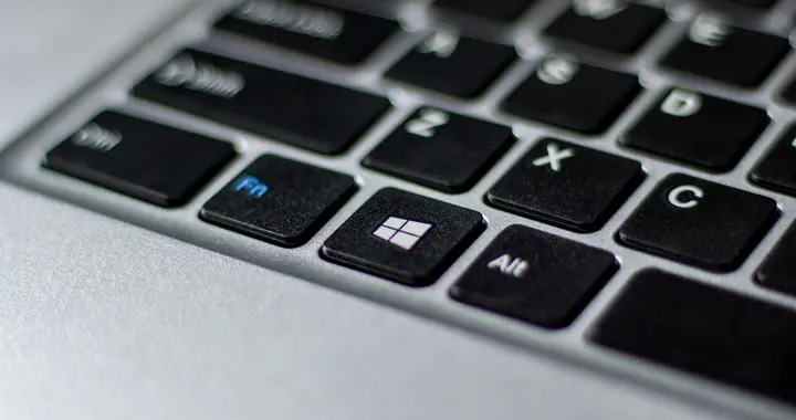 电脑开机慢到炸？注册表3步深度优化，开机速度直接翻倍！