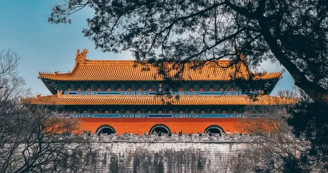 朱元璋的“衣锦还乡”：举国之力建鬼城，只为让老乡高看他一眼