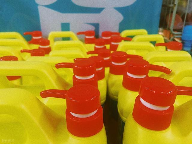 洗洁精压嘴是个宝，好多人不懂有啥用，扔了等于扔钱，不懂真可惜