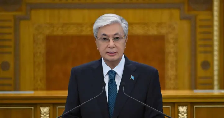 隐忍7年出手！托卡耶夫借俄乌乱局，哈国地缘格局被彻底改写？