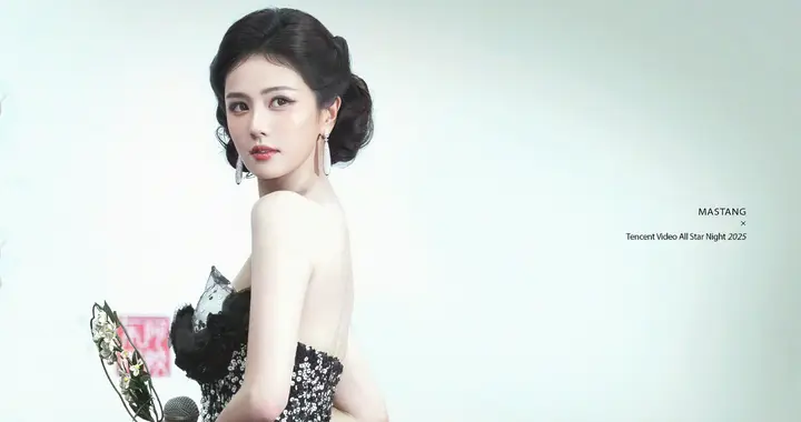 空谷幽兰，自成风致——白鹿的柔韧与清欢