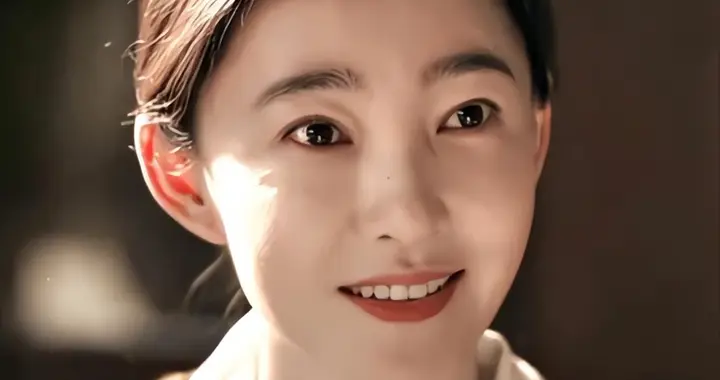 插足于和伟婚姻？家中金条堆积成山，王丽坤的私生活谣言太离谱！
