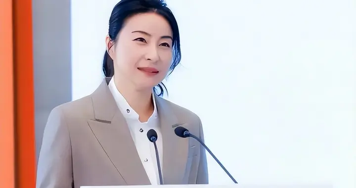 钱再多有什么用？44岁郭晶晶的现状，给所有有代言的明星提了个醒