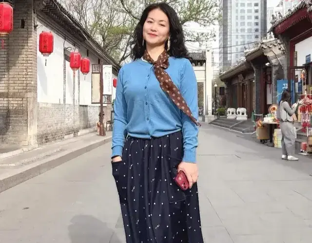 50岁以后，突然懂得原来人性最深处的底色是自私与孤独！