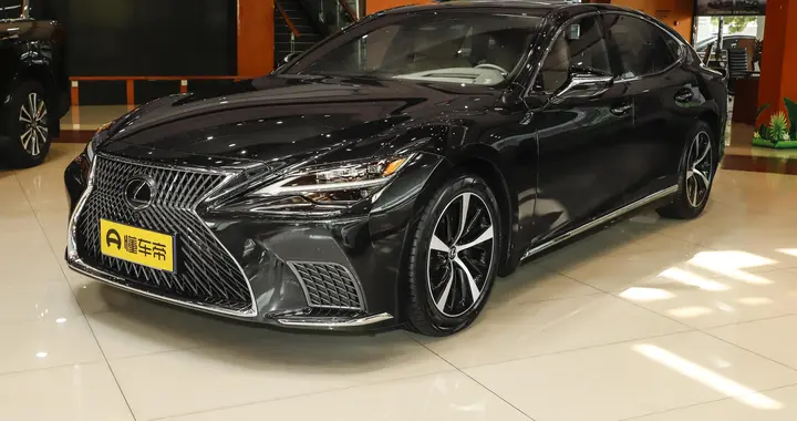 雷克萨斯LS，百万级豪华轿车，到底怎么选？