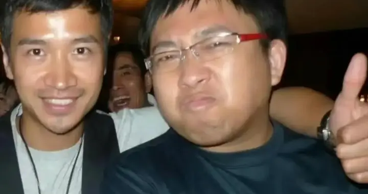 何晟铭发视频曝与于正断联10年背后真相，称于正是一生最大遗憾