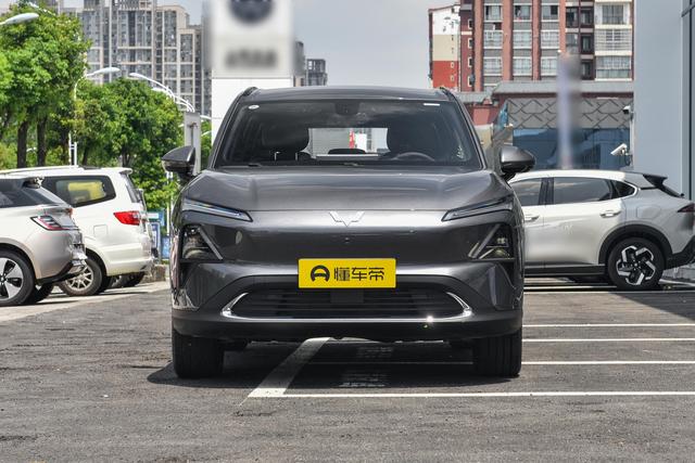 五菱星光S PHEV：售价不到10万，却拥有越级的性价比！